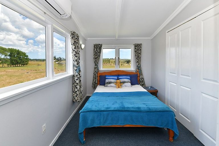 Photo of property in 2083 State Highway 16, Helensville, 0875