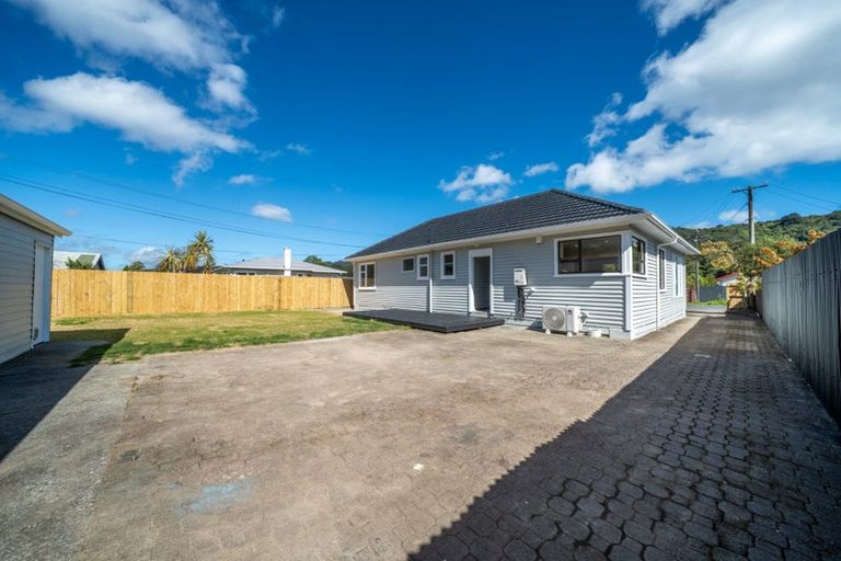 Photo of property in 32 Donnelley Drive, Wainuiomata, Lower Hutt, 5014
