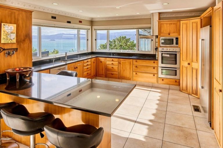 Photo of property in 7 Stormanstown Way, Seatoun, Wellington, 6022