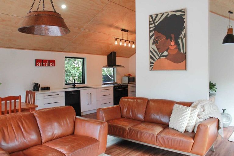 Photo of property in 19 Allens Lane, Clive, 4102