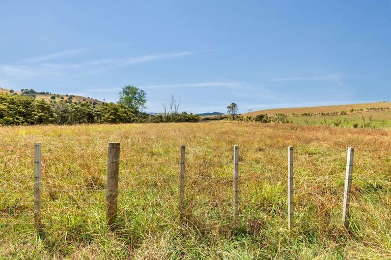 Photo of property in 659 West Coast Road, Makarau, Warkworth, 0981