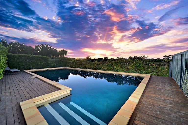 Photo of property in 116 Blackbridge Road, Karaka, Papakura, 2580