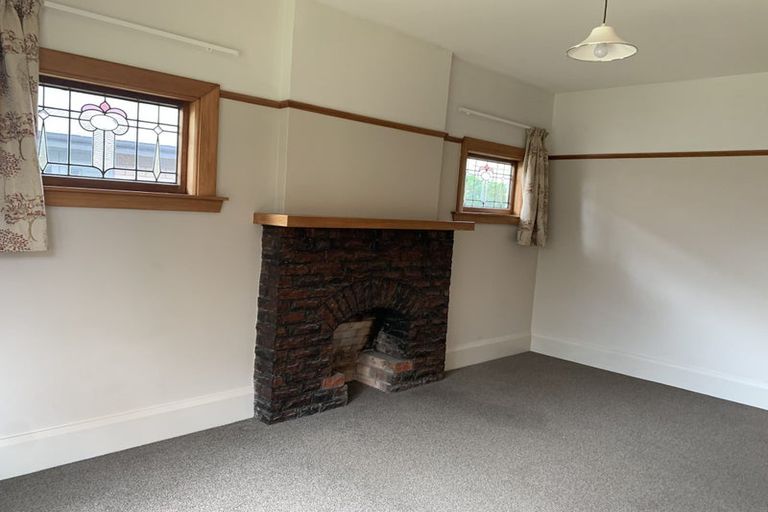 Photo of property in 37 Lyndon Street, Riccarton, Christchurch, 8041