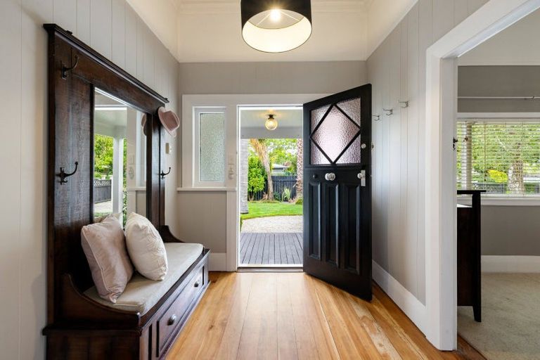 Photo of property in 13 Saint Winifreds Avenue, Hamilton East, Hamilton, 3216