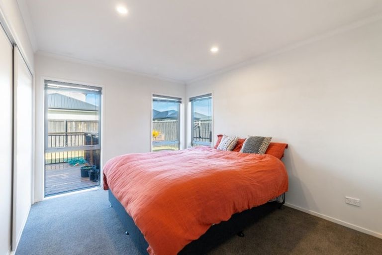 Photo of property in 3 Awatea Road, Hornby, Christchurch, 8042