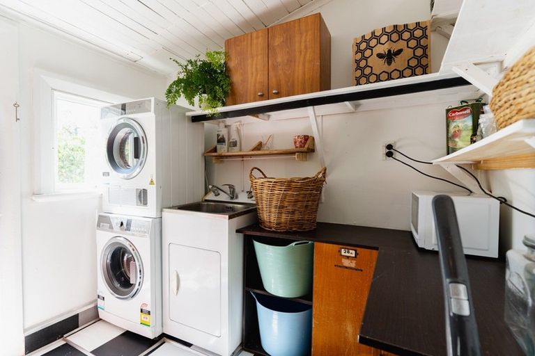 Photo of property in 76 Manapouri Street, Ravensbourne, Dunedin, 9022