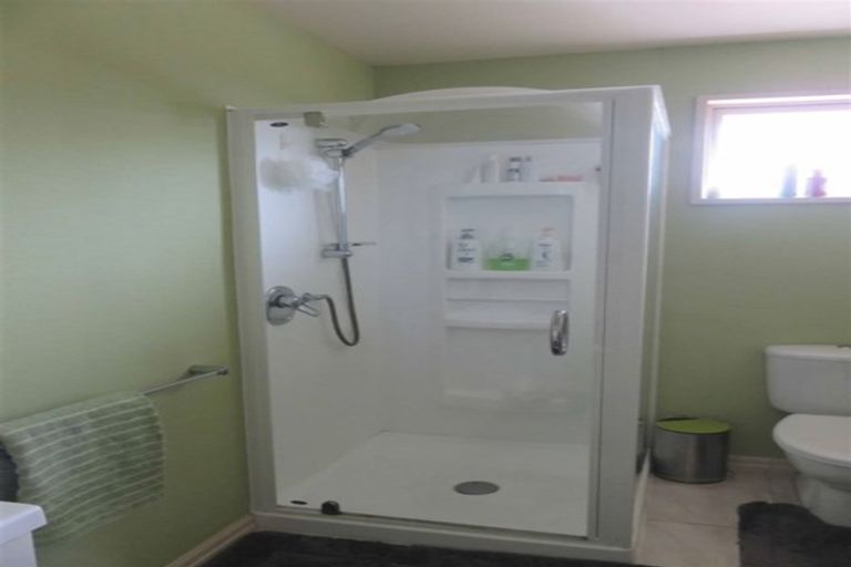 Photo of property in 6 Craig Street, Waikiwi, Invercargill, 9810