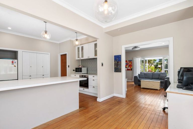 Photo of property in 174 Kaitemako Road, Welcome Bay, Tauranga, 3175