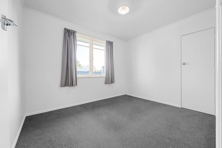 Photo of property in 5a Paul Crescent, Fairfield, Hamilton, 3214