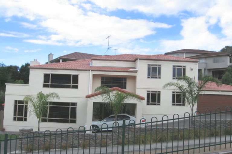 Photo of property in 6 Ridge Valley Drive, Browns Bay, Auckland, 0630