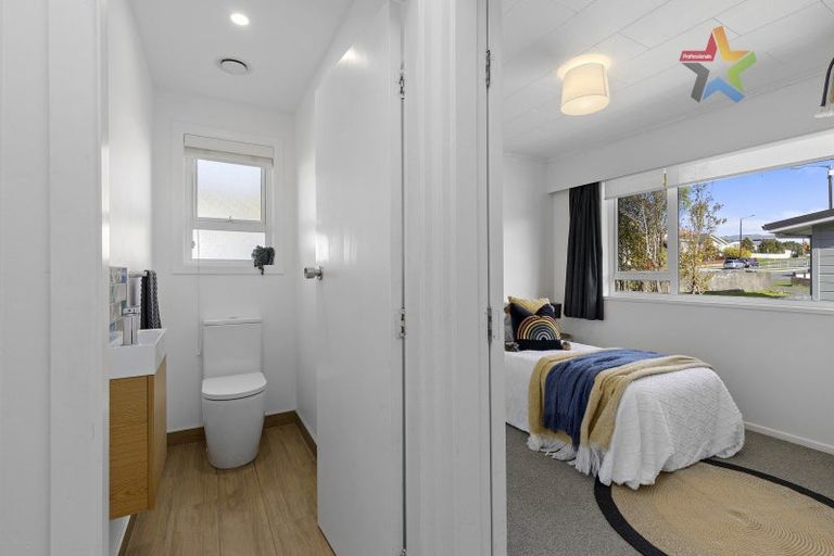 Photo of property in 139 Major Drive, Kelson, Lower Hutt, 5010