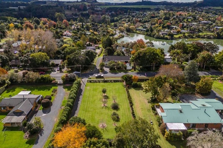 Photo of property in 7 Riverview Road, Kerikeri, 0230