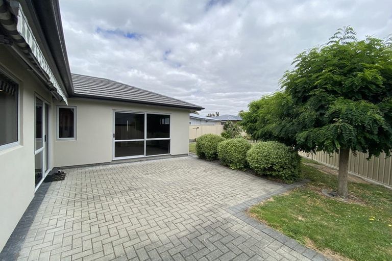 Photo of property in 98 Russell Robertson Drive, Havelock North, 4130