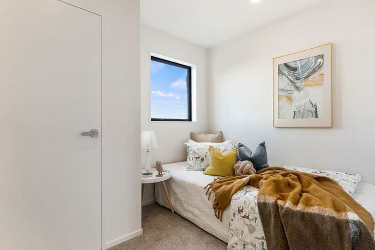 Photo of property in 16a Wahine Street, Papakura, 2110