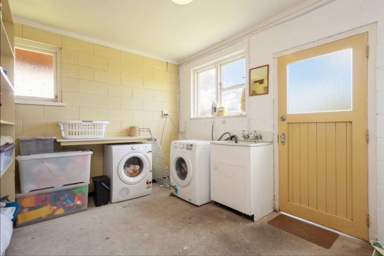 Photo of property in 147 Tirau Street, Putaruru, 3411