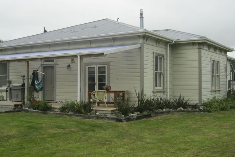 Photo of property in 7 Stanly Street, Eketahuna, 4900