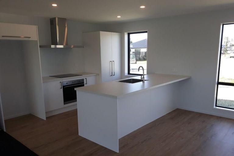 Photo of property in 53 William Nicholls Drive, Belfast, Christchurch, 8051