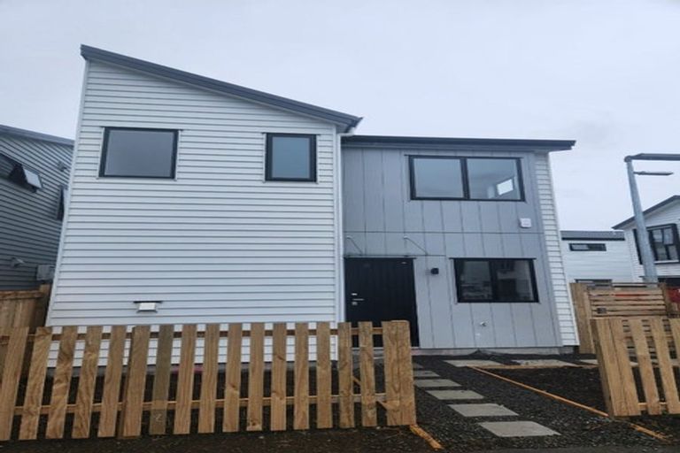 Photo of property in 17 Te Kaapia Road, Papakura, 2110