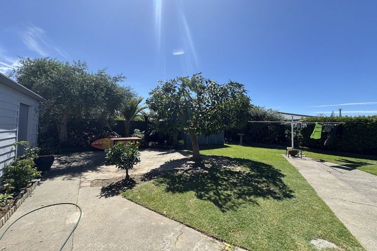 Photo of property in 38 Spriggs Crescent, Greenmeadows, Napier, 4112