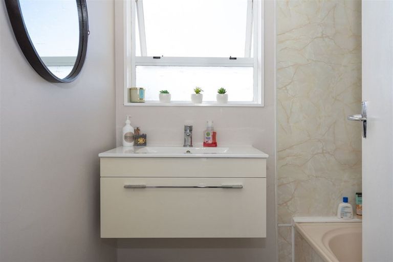 Photo of property in 1 Wilson Street, Seddon, 7210