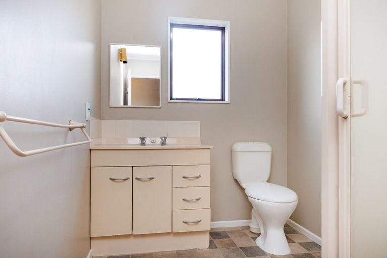 Photo of property in 12 South Street, Feilding, 4702