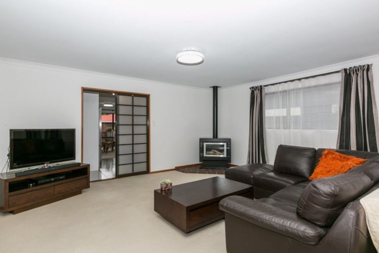 Photo of property in 27 Surrey Street, Taradale, Napier, 4112