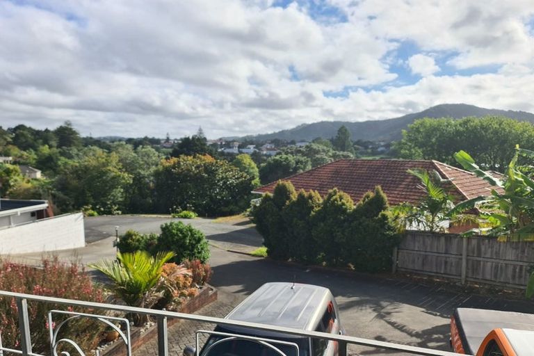 Photo of property in 2/266 Western Hills Drive, Avenues, Whangarei, 0110