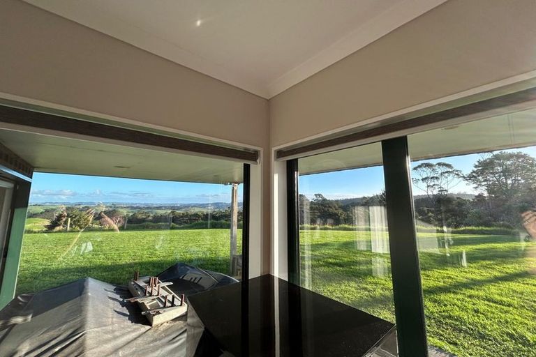 Photo of property in 136 Gatfield Road, Kaukapakapa, 0873