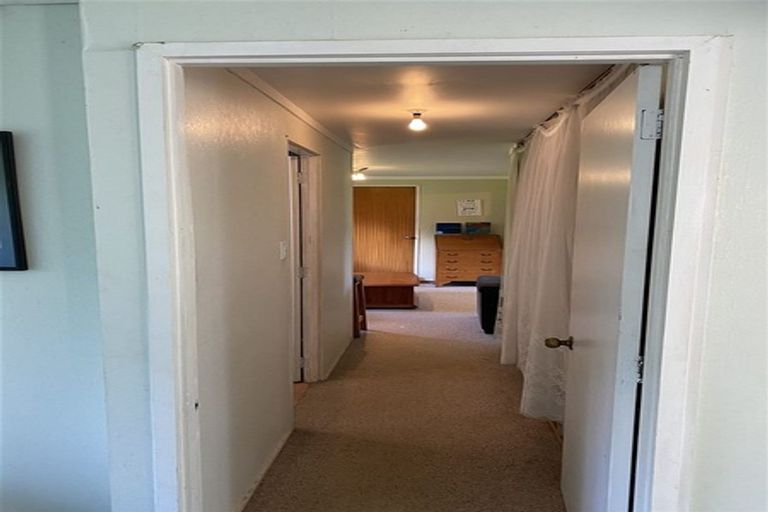 Photo of property in 3 Taihiki Road, Clarks Beach, 2122