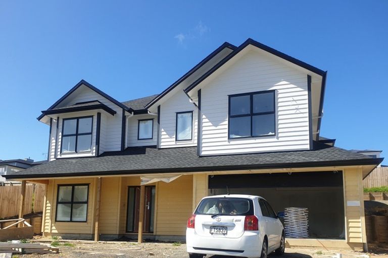 Photo of property in 28 Celestial Crescent, Orewa, 0931