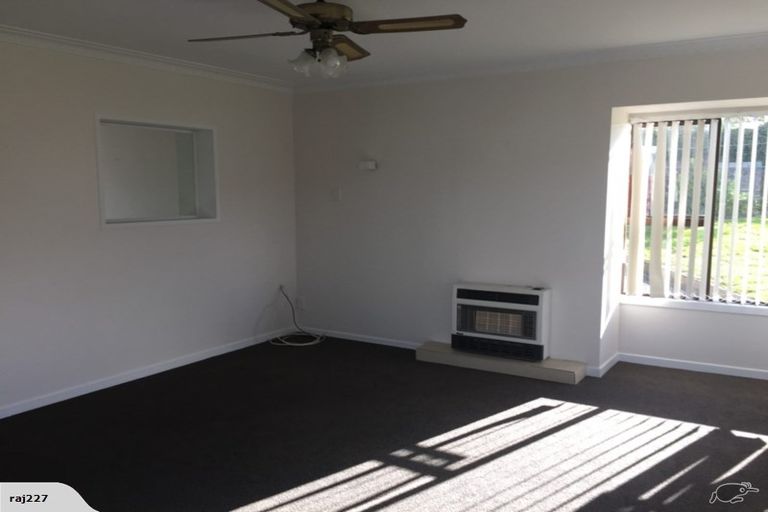Photo of property in 100 Fourth Avenue, Woodhill, Whangarei, 0110
