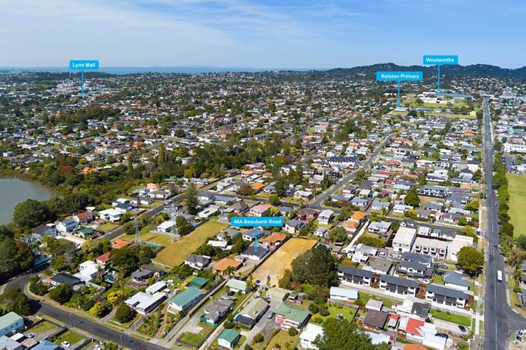 Photo of property in 48a Beaubank Road, Kelston, Auckland, 0602