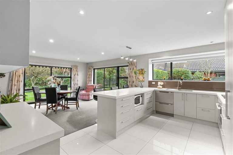 Photo of property in 25 Corfe Street, Ilam, Christchurch, 8041