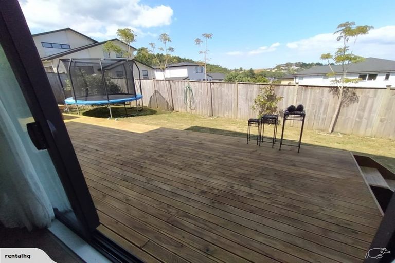 Photo of property in 14 Golden Morning Drive, Albany Heights, Auckland, 0632