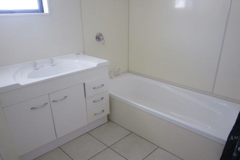 Photo of property in 1/29 Record Street, Fitzroy, New Plymouth, 4312