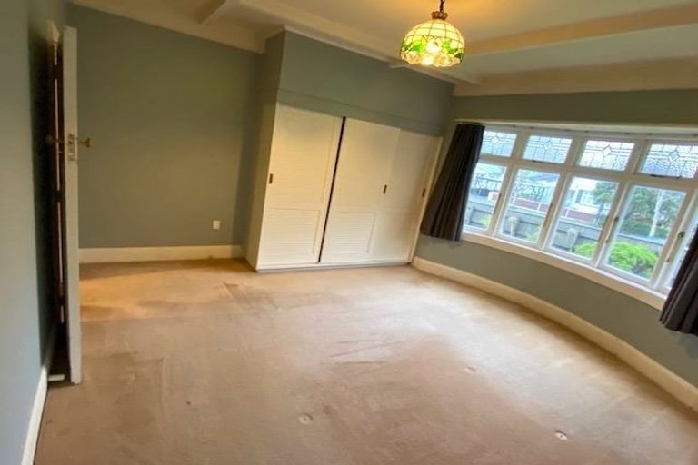 Photo of property in 50 Norton Park Avenue, Fairfield, Lower Hutt, 5011