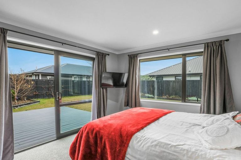 Photo of property in 4 Catchpole Place, Woodend, 7610