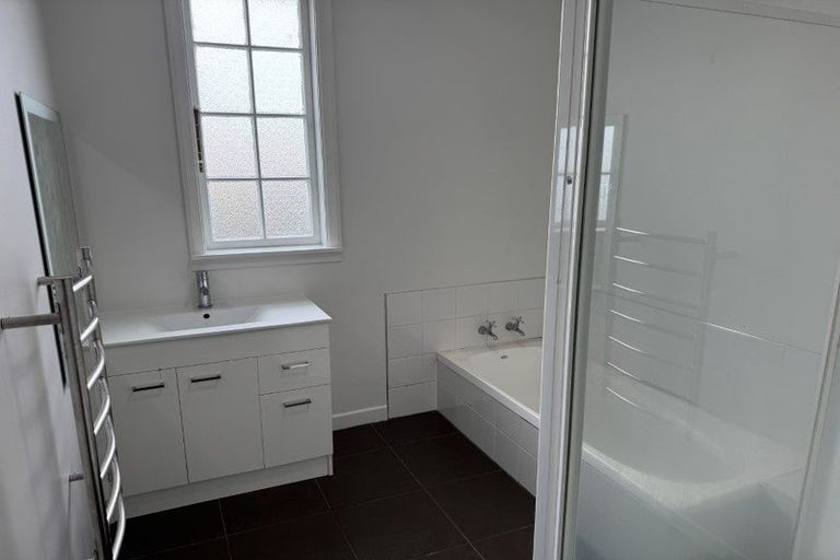 Photo of property in 8 Trevethick Grove, Woburn, Lower Hutt, 5010