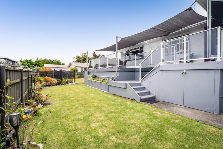 Photo of property in 47 Nevada Drive, Merrilands, New Plymouth, 4312