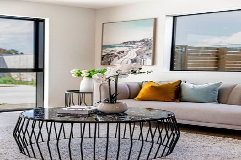 Photo of property in 3/42 Marvon Downs Avenue, Pakuranga Heights, Auckland, 2010