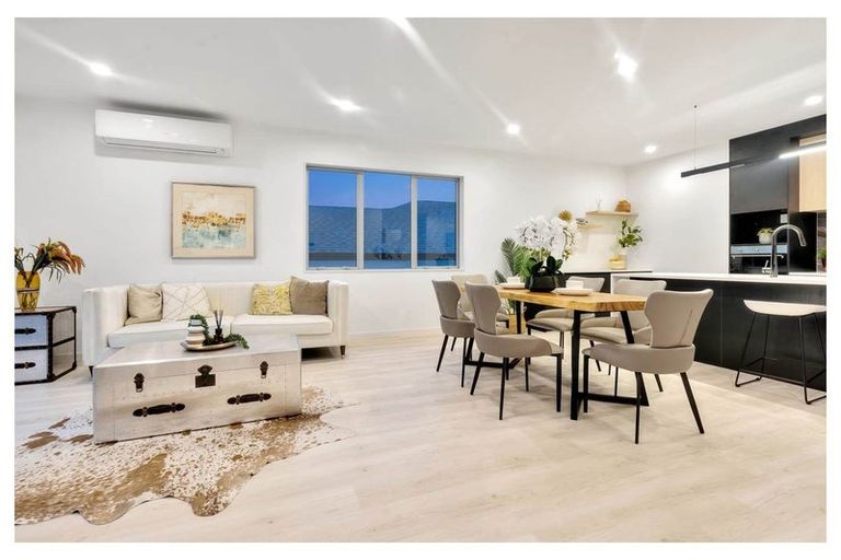 Photo of property in 83 Pacific Heights Road, Orewa, 0931