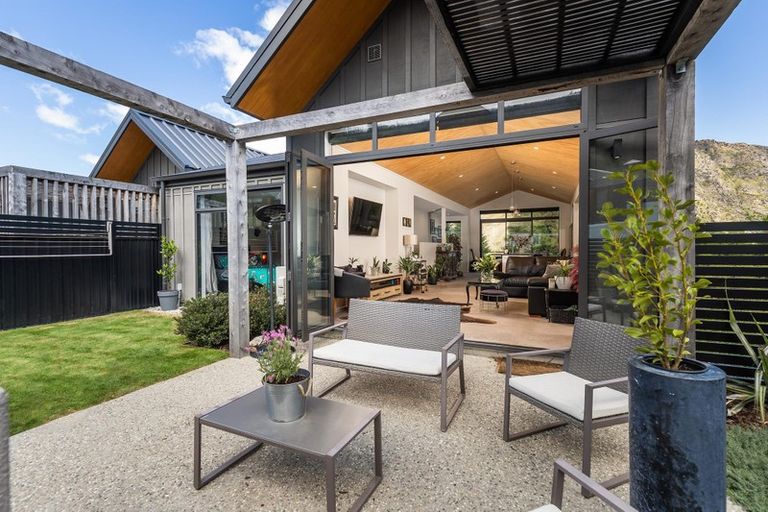 Photo of property in 6 Stamper Lane, Arthurs Point, Queenstown, 9371