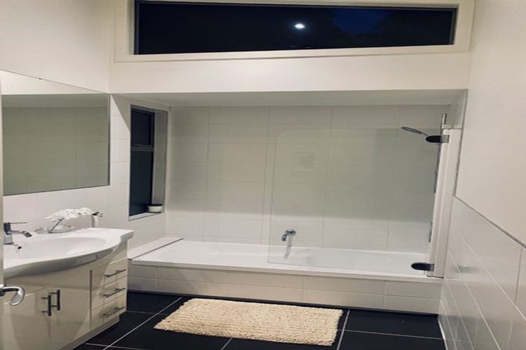 Photo of property in 37e Ngaio Road, Kelburn, Wellington, 6012