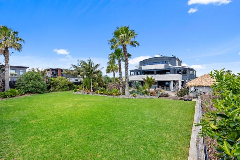 Photo of property in 4a Sandhurst Drive, Papamoa Beach, Papamoa, 3118