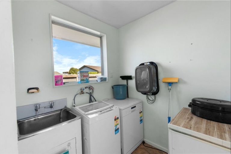 Photo of property in 3/90 Springs Road, Hornby, Christchurch, 8042