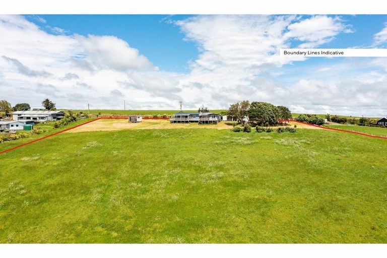 Photo of property in 957 Kaiwaka-mangawhai Road, Hakaru, Wellsford, 0975