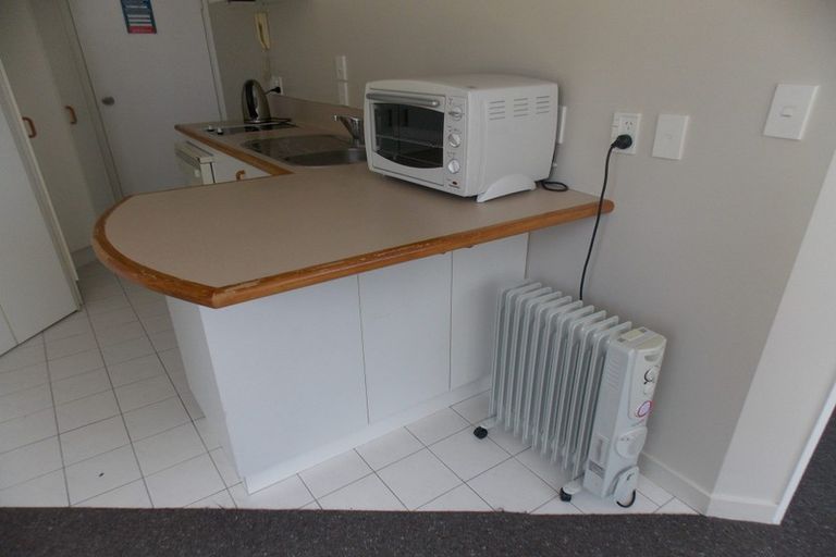 Photo of property in Regency Apartments, 5f/49 Manners Street, Te Aro, Wellington, 6011