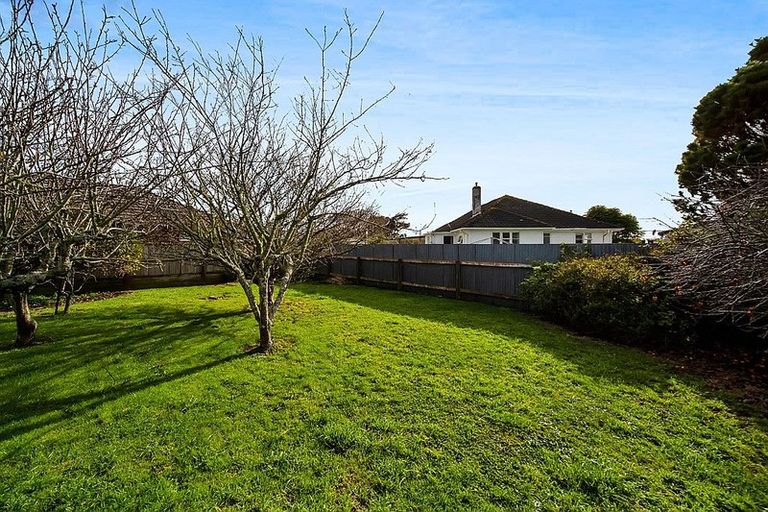 Photo of property in 10d Campbell Street, Hawera, 4610