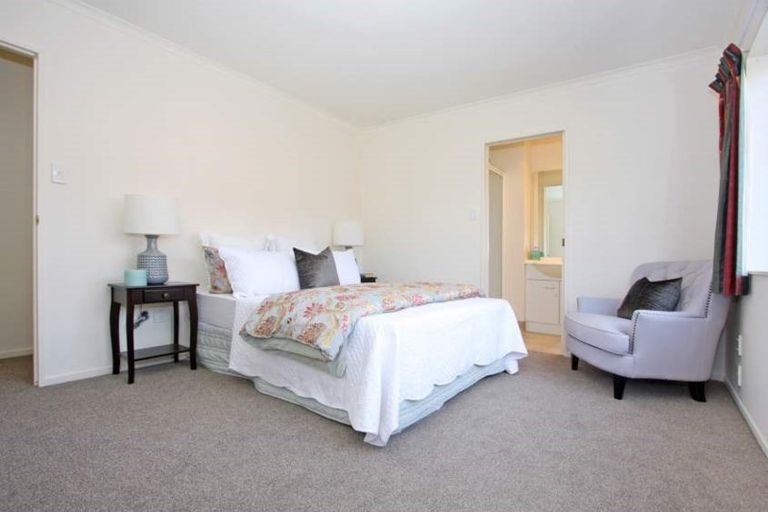 Photo of property in 24 Amarillo Place, Manurewa, Auckland, 2105