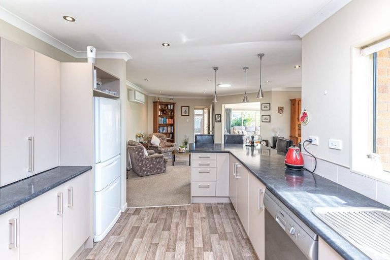 Photo of property in 22 Sherwood Place, Springvale, Whanganui, 4501